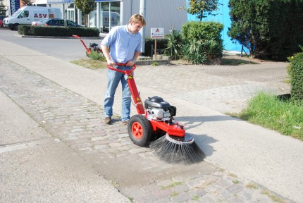 HYDRAULISCHE ONKRUIDBORSTEL